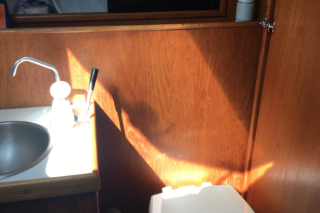 Head and sink